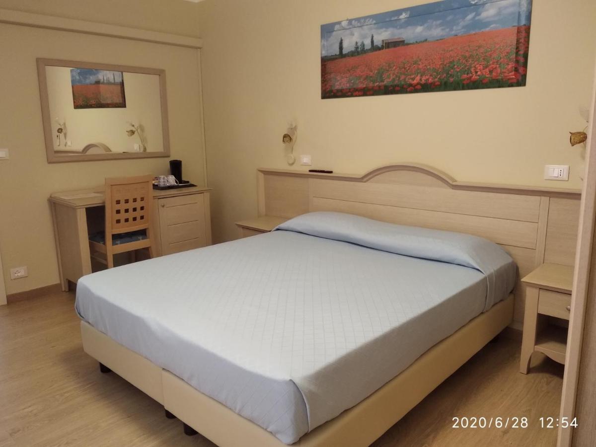 B&B Da Pio Пиетрасанта Екстериор снимка